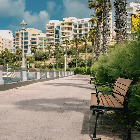 At Portobello Luxury סיינט פול ביי